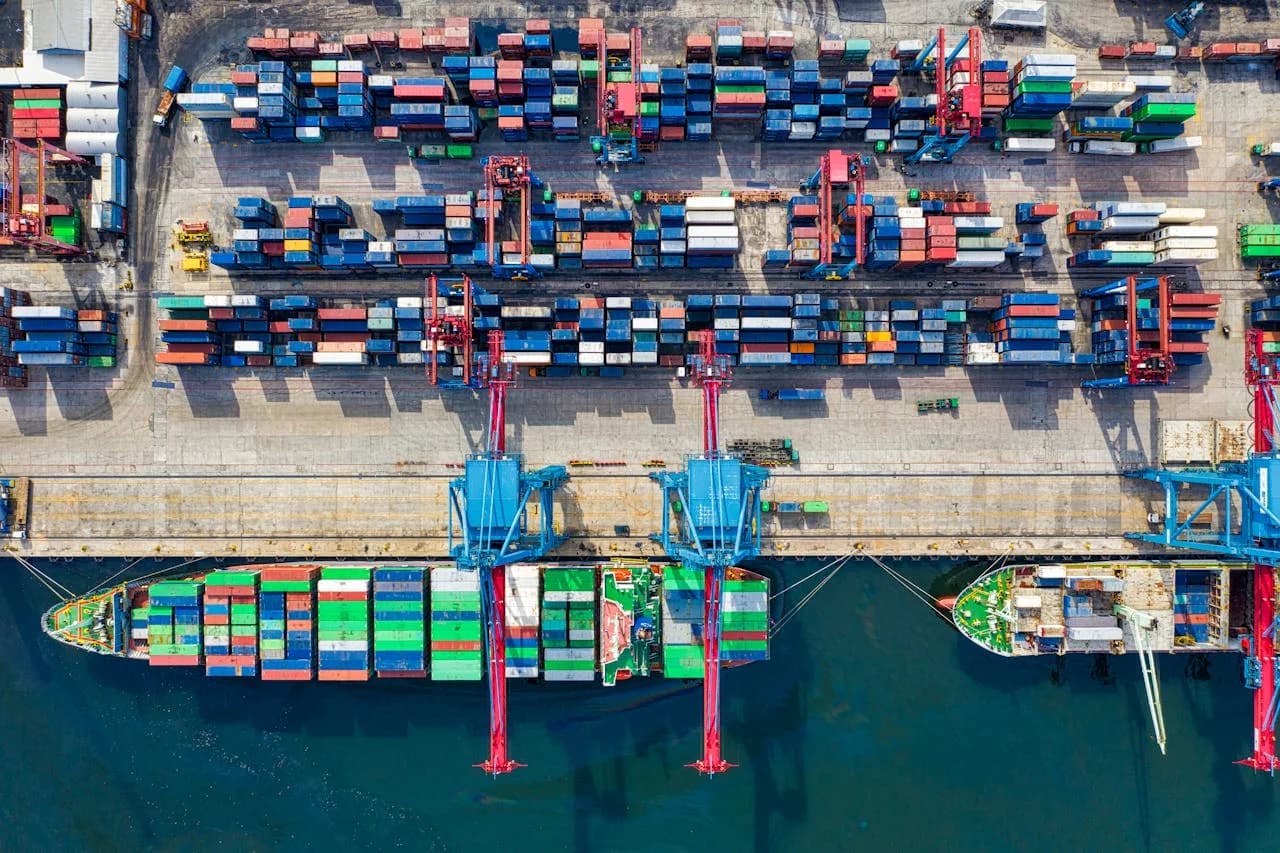 Container port with cargo ships